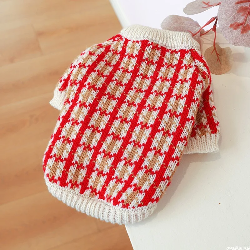 1PC Pet Clothing Autumn/Winter Thickened Pullover Elastic Strawberry Weaver Sweater Suitable for Small and Medium sized Dogs