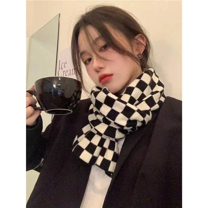 

Women 2023 New Shawl Fall Outwear Sweet Japanese Knitting Scarf-collar Korean Soft Streetwear Chic Plaid Print Scarves T689