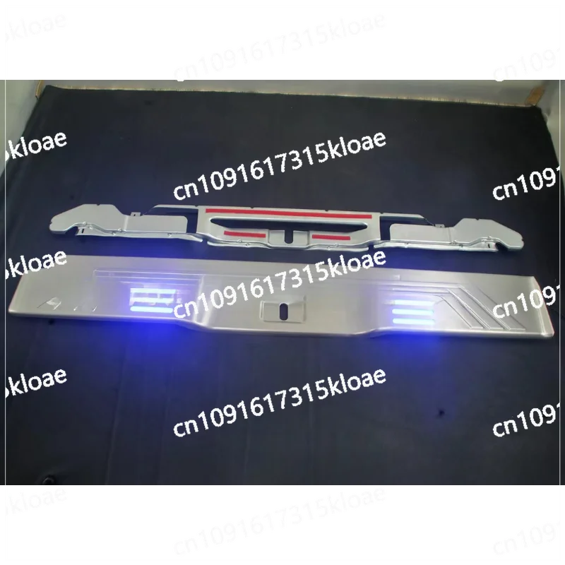 Suitable for Mercedes-Benz New Vito rear guard V250V260Lmetris tailgate box pedal stainless steel decorative strip