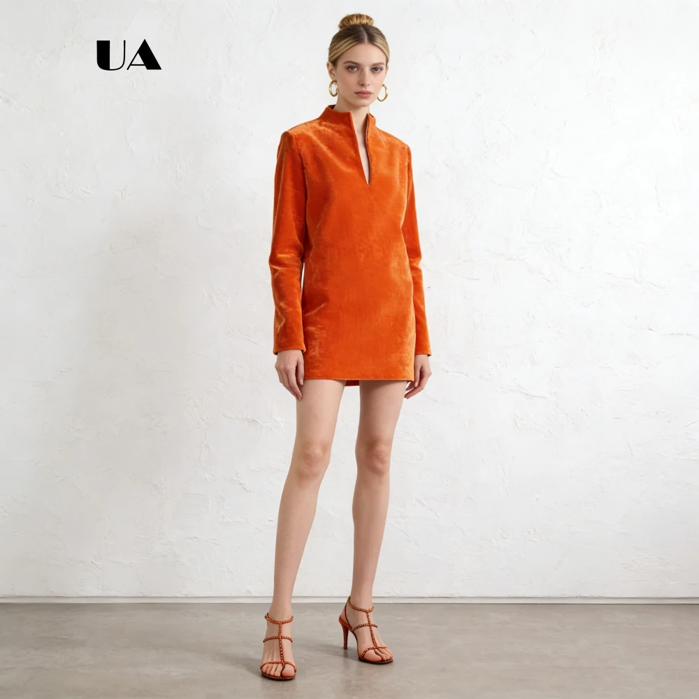 ULBYANRY 벨벳 루즈 미니 드레스 긴 소매, 솔리드 컷아웃 터틀넥 이브닝 드레스 여성용, 심플 맞춤형 파티 드레스