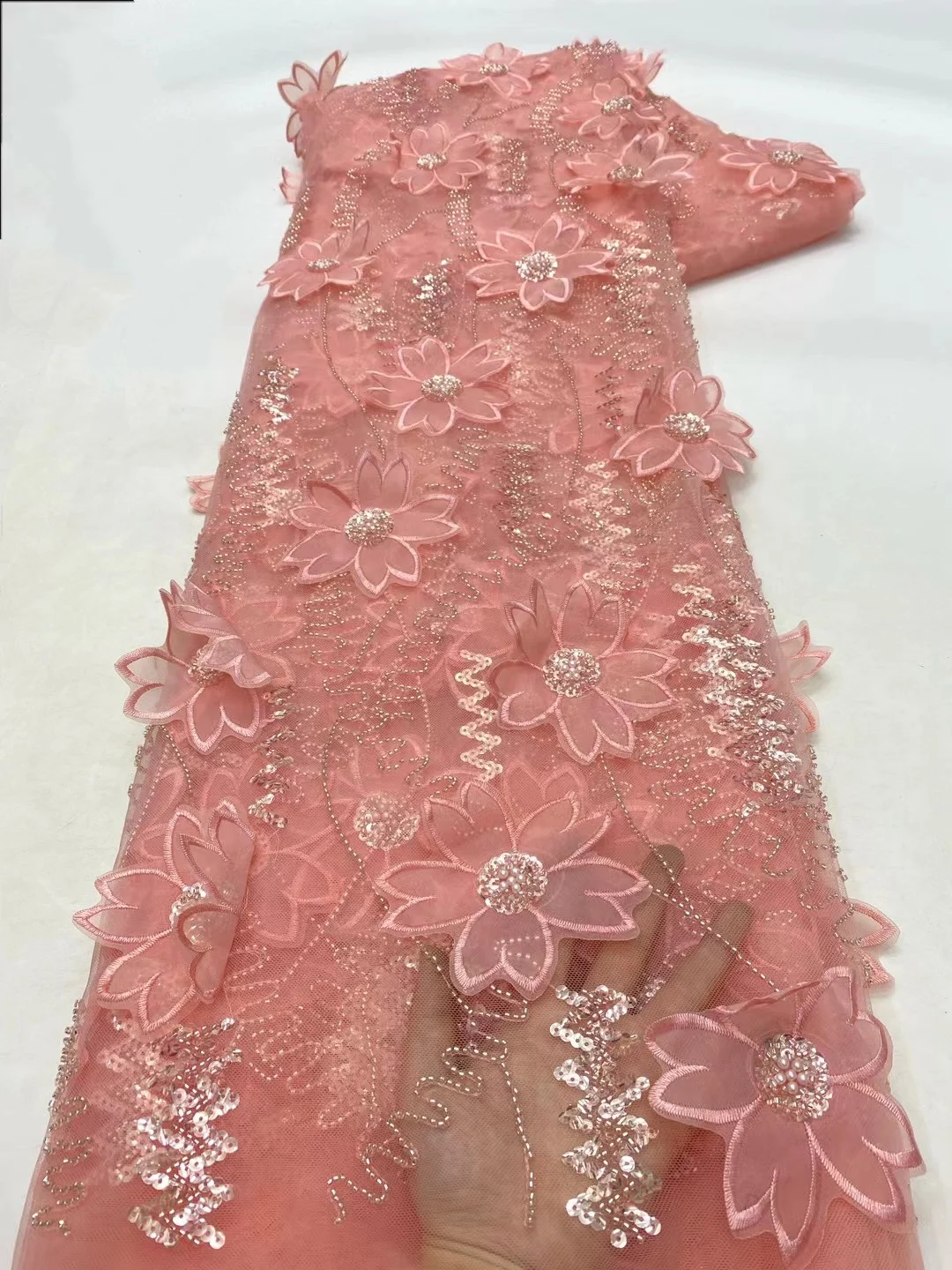 

Nigerian Lace Fabrics Fashion Women African Tull Lace Luxury Handmade Bead Sequins Fabrics for Wedding NXZ6019
