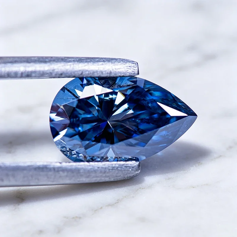 Moissanit-Stein, natürlicher, königsblauer, birnenförmiger Edelstein für die Herstellung von Schmuck, Ringen, Halsketten und Ohrringen – mit Zertifikat. – Detail 5