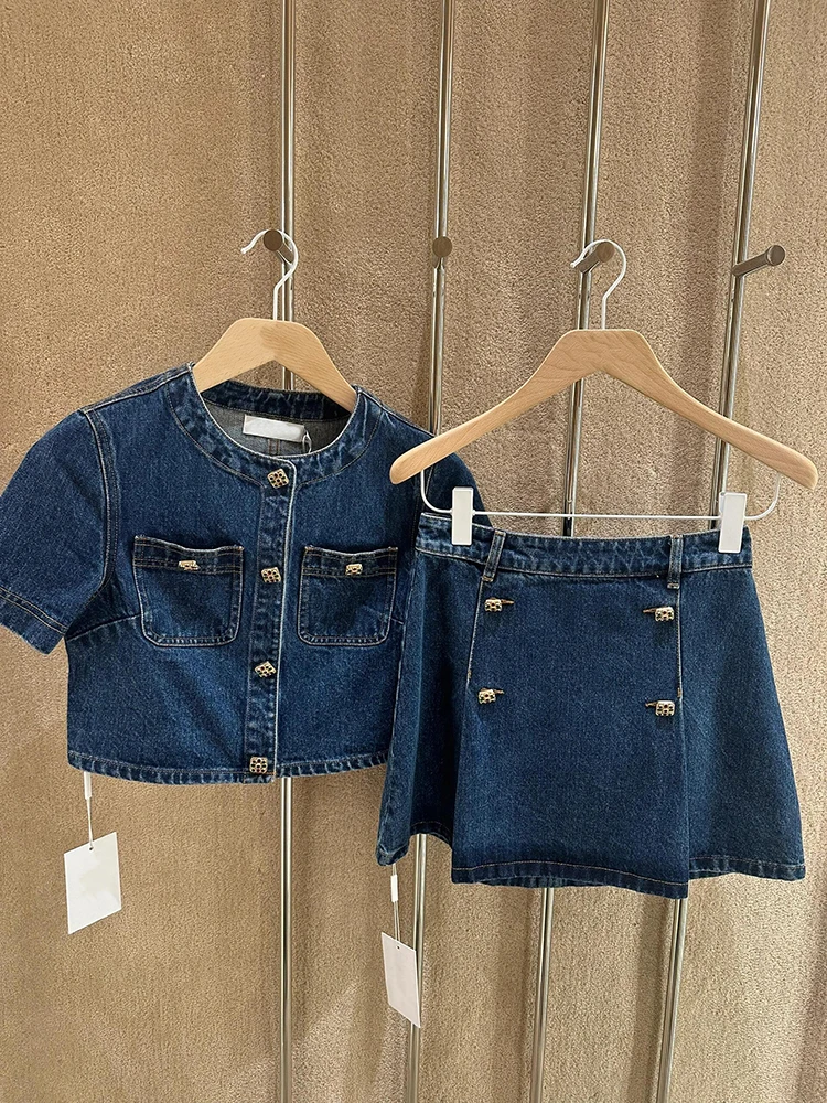 

Высококачественный женский джинсовый открытый кардиган, топ + юбка, комплект SP Fly South Oil, модная повседневная одежда для детей 25–35 лет