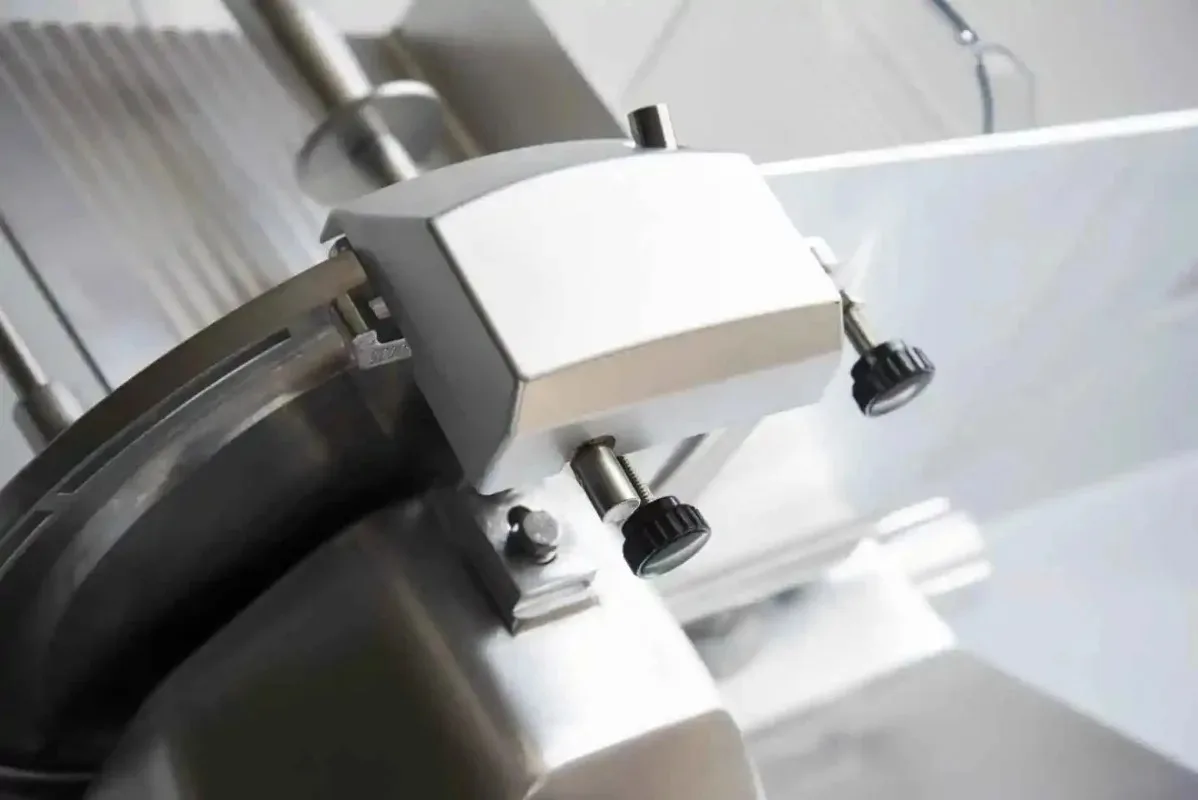 Cutting-Edge Fully Automatic Machine CE & RoHS Compliant 220V New Condition