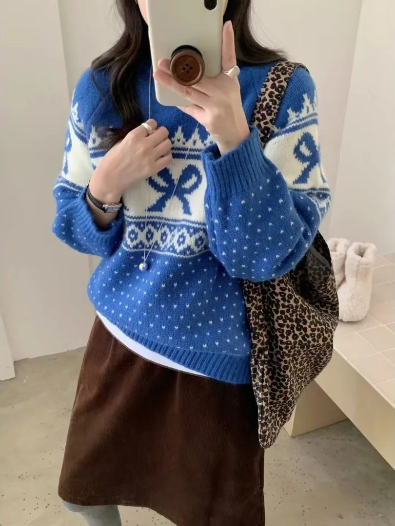 Thickened round Neck Knitted Sweater Women's Autumn Winter Fashion Vintage Style  Knot Sweater Versatile Loose Fit L...