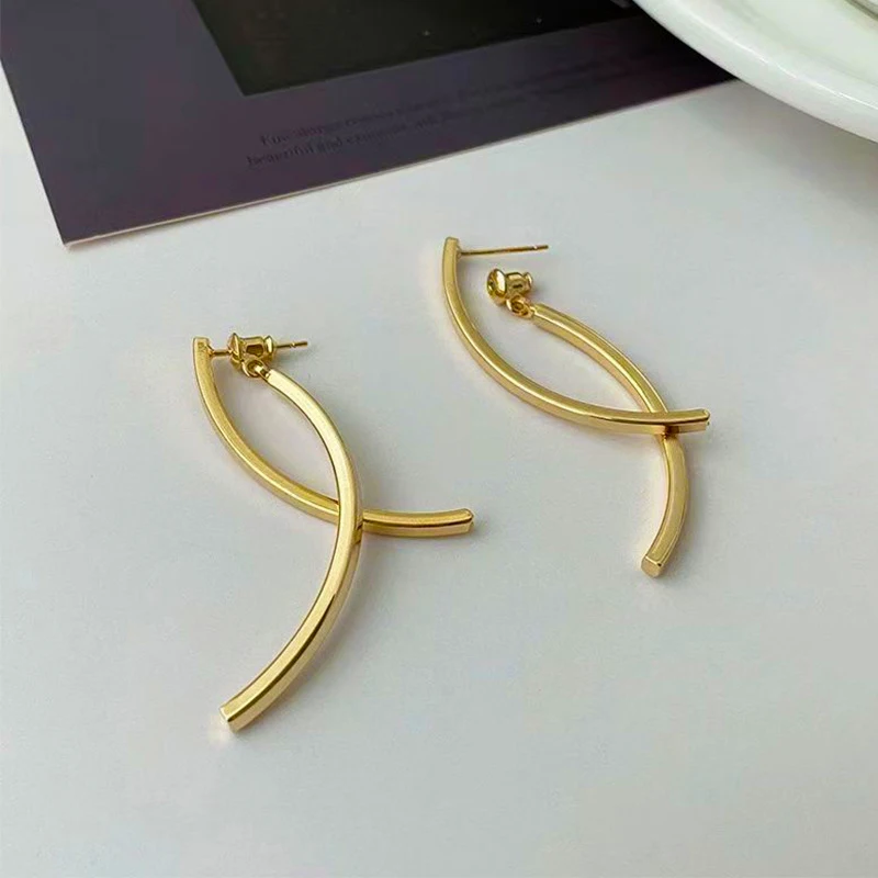 2024 New Simple Unique Metal Gold Color Cross Earrings for Women 2024 Fashion Trend Personality Cool Girls Party Unusual Jewelry