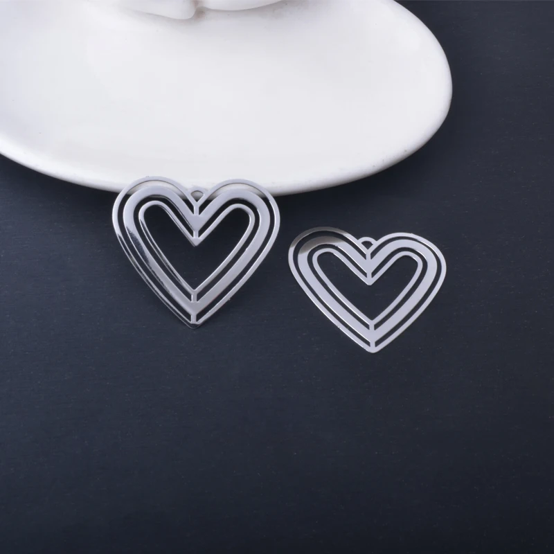 20 Stück AB1700 Messing-Schmuckanhänger in Hellgolden, bemalte Herzanhänger, DIY-Accessoires für Damenohrringe – Detail 6