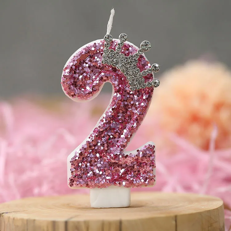 Rosa Krone mit Pailletten-Geburtstagskerzen für Kuchen, Glitzer-Zahlenkerzen 0-9 als Kuchenaufsatz für Frauen-Geburtstagsfeiern. – Detail 4