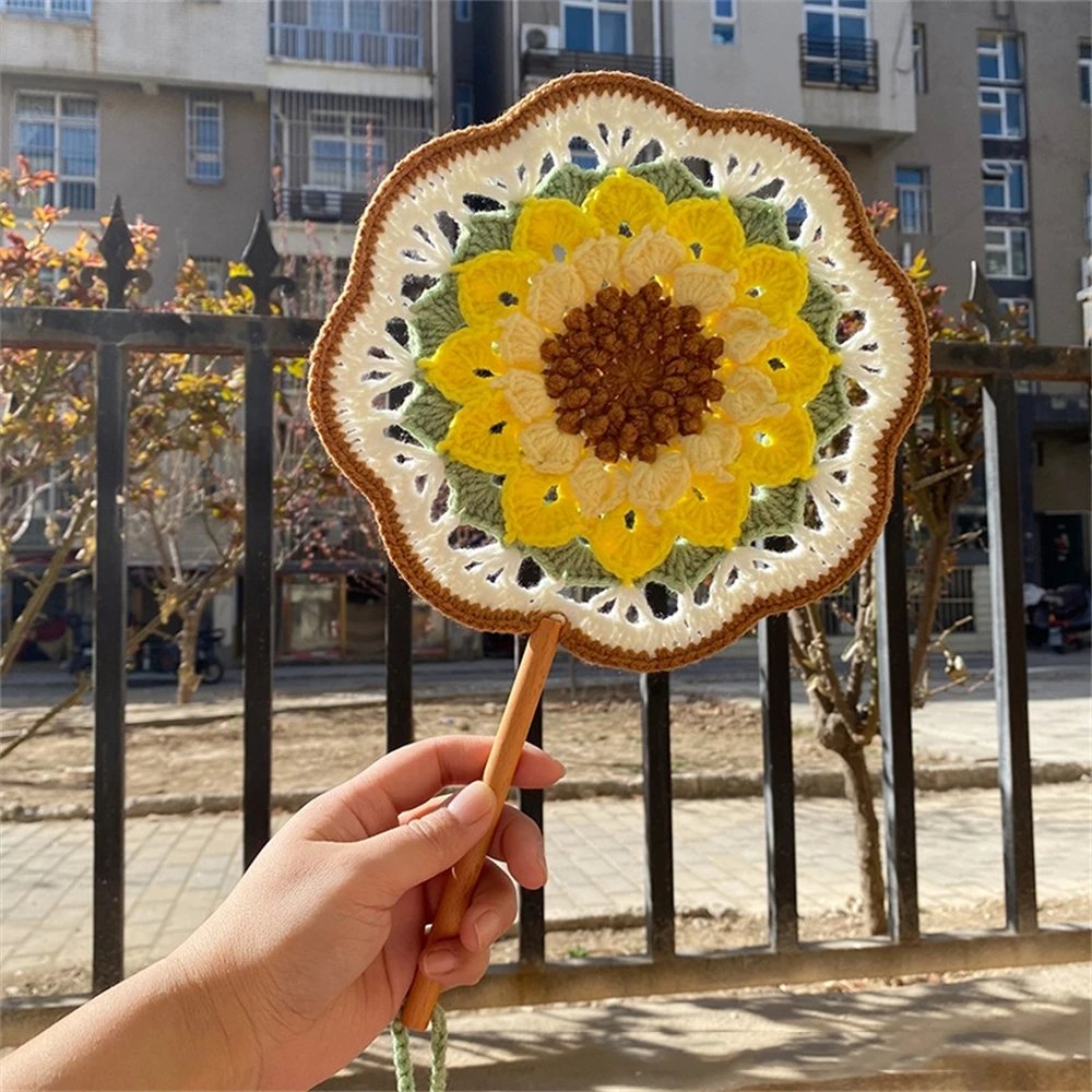 Hand-crocheted Antique Round Fan Petal-shaped Chinese Dunhuang Hanfu Dance Hand Fan Performance Prop Wedding Party Gift Bestie - Image 4