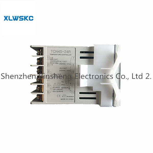 أصلي ، جديد تمامًا ، متوفر في المخزن ،