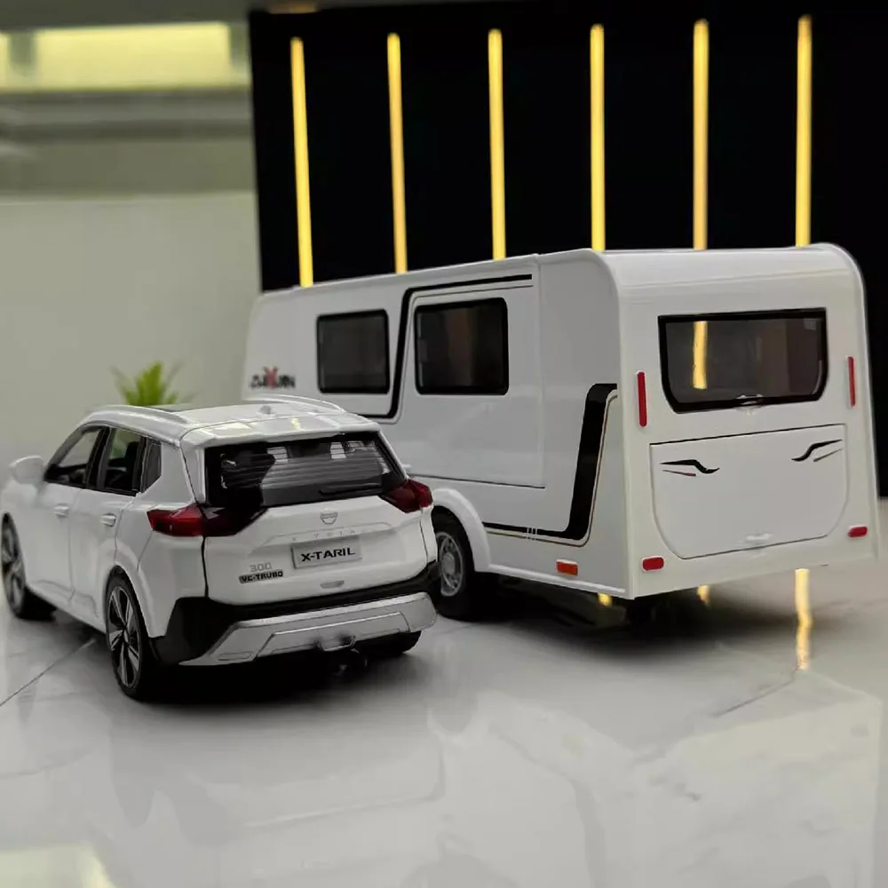 1:32 Scale X-Trail RV Car Model Toys Alloy Diecast SUV Pull Back Sound Light Doors Opened Rubber Tires Ornament Vehicle Presents