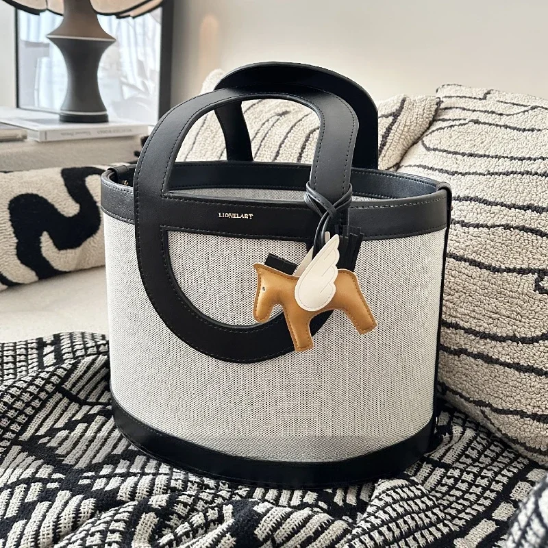 Pig Nose Handle Hard Storage Box, PU Leather Large Capacity Basket, Metal Embedded Feet Tote, Home Organization Bucket Bin