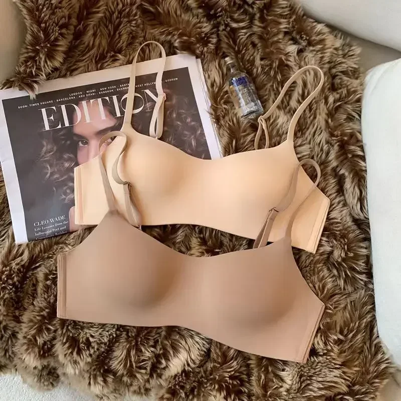 قطعة واحدة حمالة صدر مثيرة بدون خياطة للنساء ملابس داخلية أكواب رفيعة متجمعة معًا تمنع الترهل ولا حلقات فولاذية حمالة صدر رافعة للصدر #4