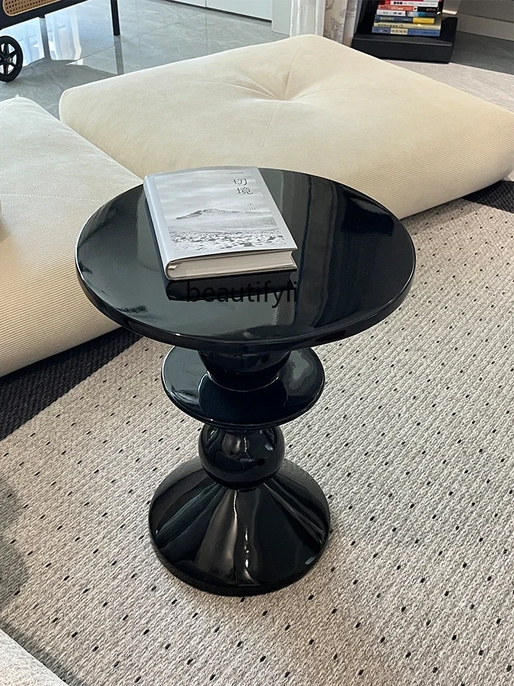 

A50 Retro designer round few piers household bedside small round table simple Nordic creativity