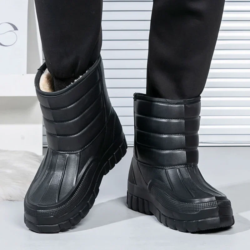 Men Snow Boots Thiened Fce Lined Mid-Calf Boots Men Winter Boots Warm Waterproof Fiing oes Large Size Sea Fiing Boots