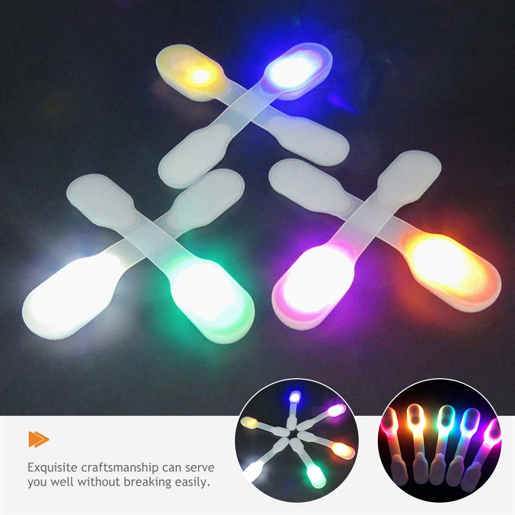 

2pcs LED Magnetic Light Flashlight Clip on Blue Green Silicone Hands Free Outdoor Running Lamps Jogging Walking Safety Gear