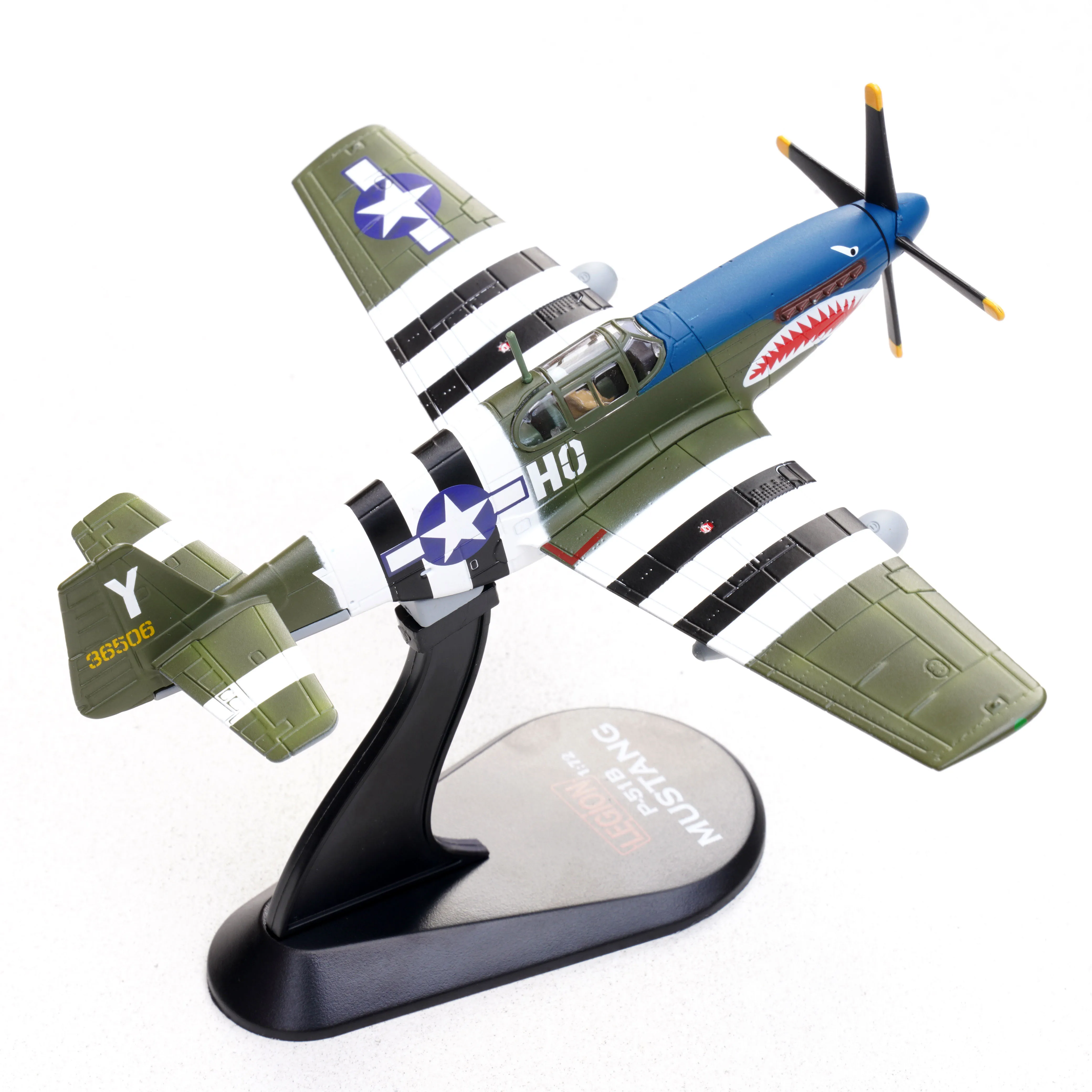 Diecast 1:72 Scale Alloy P51B Mustang Fighter 352nd Model Airplanes Finished Aircraft With Stand Static Collection Ornament Gift