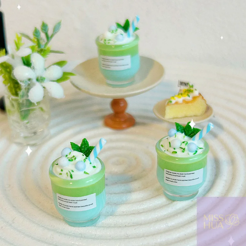 ชุดถ้วยเครื่องดื่มนมมิ้นต์บ้านตุ๊กตา 1/12 น่ารักสำหรับการเล่นที่ใช้จินตนาการ