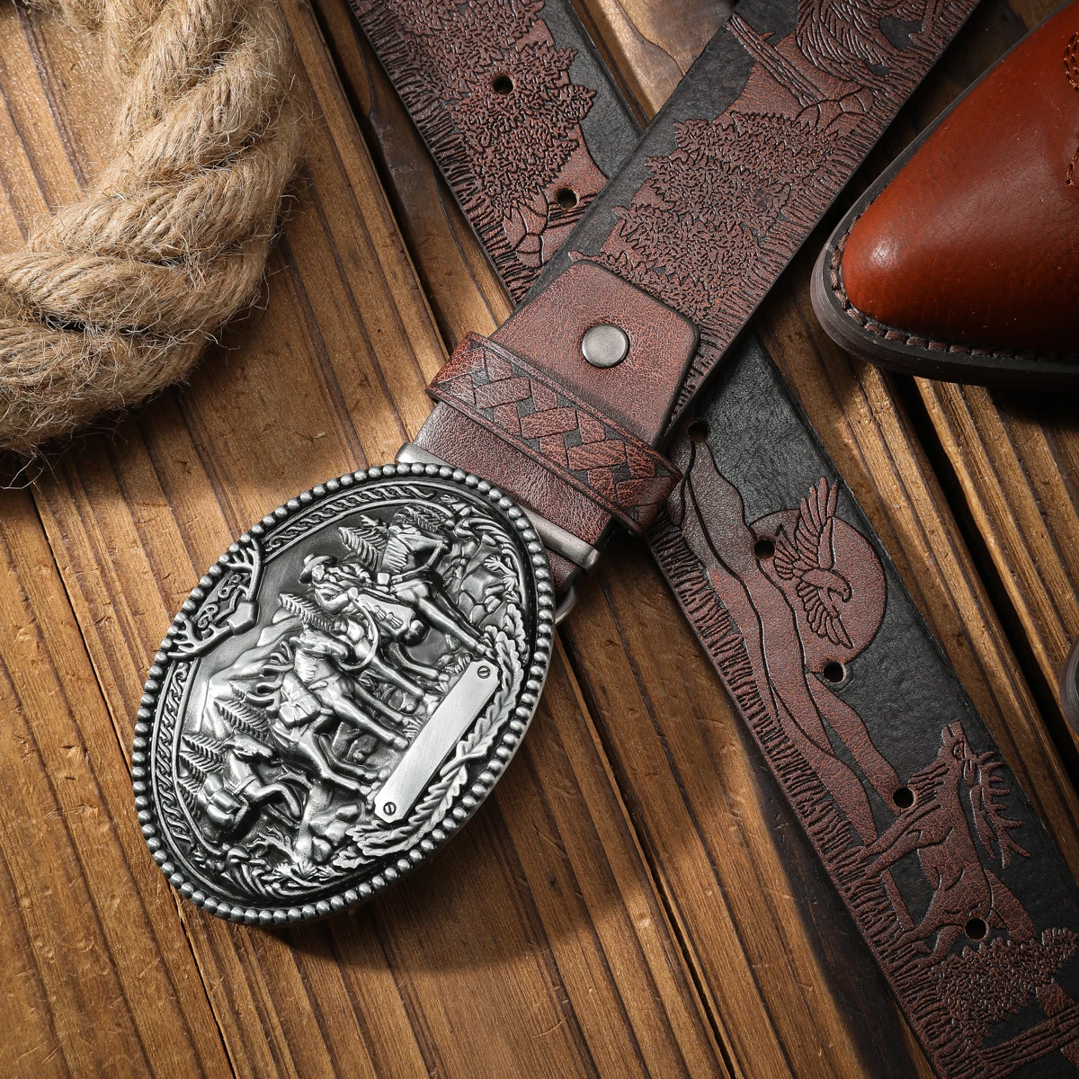 Vintage trifft auf Mode! PU-Legierungs-Gürtel mit Schnalle, geeignet für Männer und Frauen, um einen personalisierten Western-Stil zu kreieren. – Detail 4