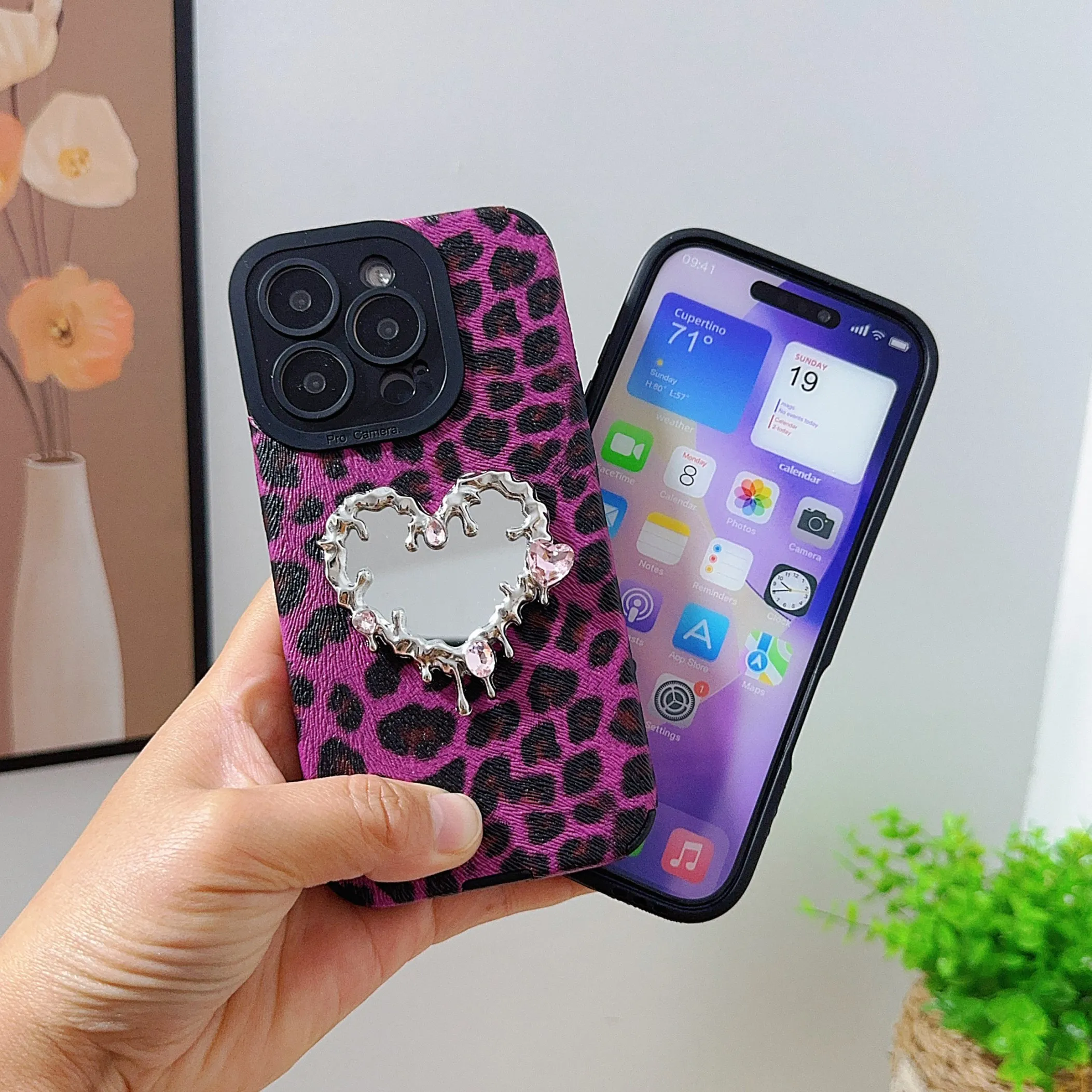Luxury Heart cosmetic mirror PU leather Case for iPhone 17 16 15 Phone Cover 17 16 14 13 12 Pro MAX Hard Shockproof Back Funda