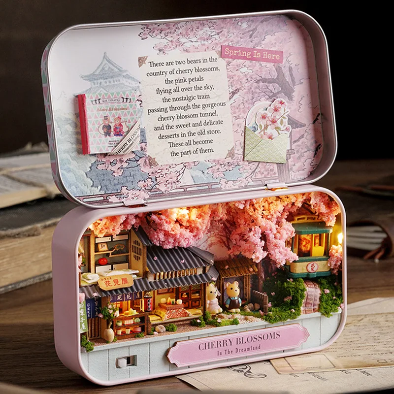 DIY Drewniany zestaw miniaturowych modeli Box Theater Casa Domki dla lalek Kwiat wiśni 3D Puzzle Niedźwiedź Domek dla lalek dla przyjaciół Prezenty świąteczne