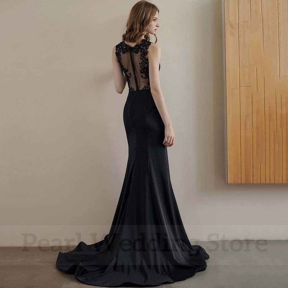 Black O-Neck Mermaid Wedding Dress Sexy Illusion Back Applique Sleeveless Floor Length Bridal Sweep Train Gowns for Marriage