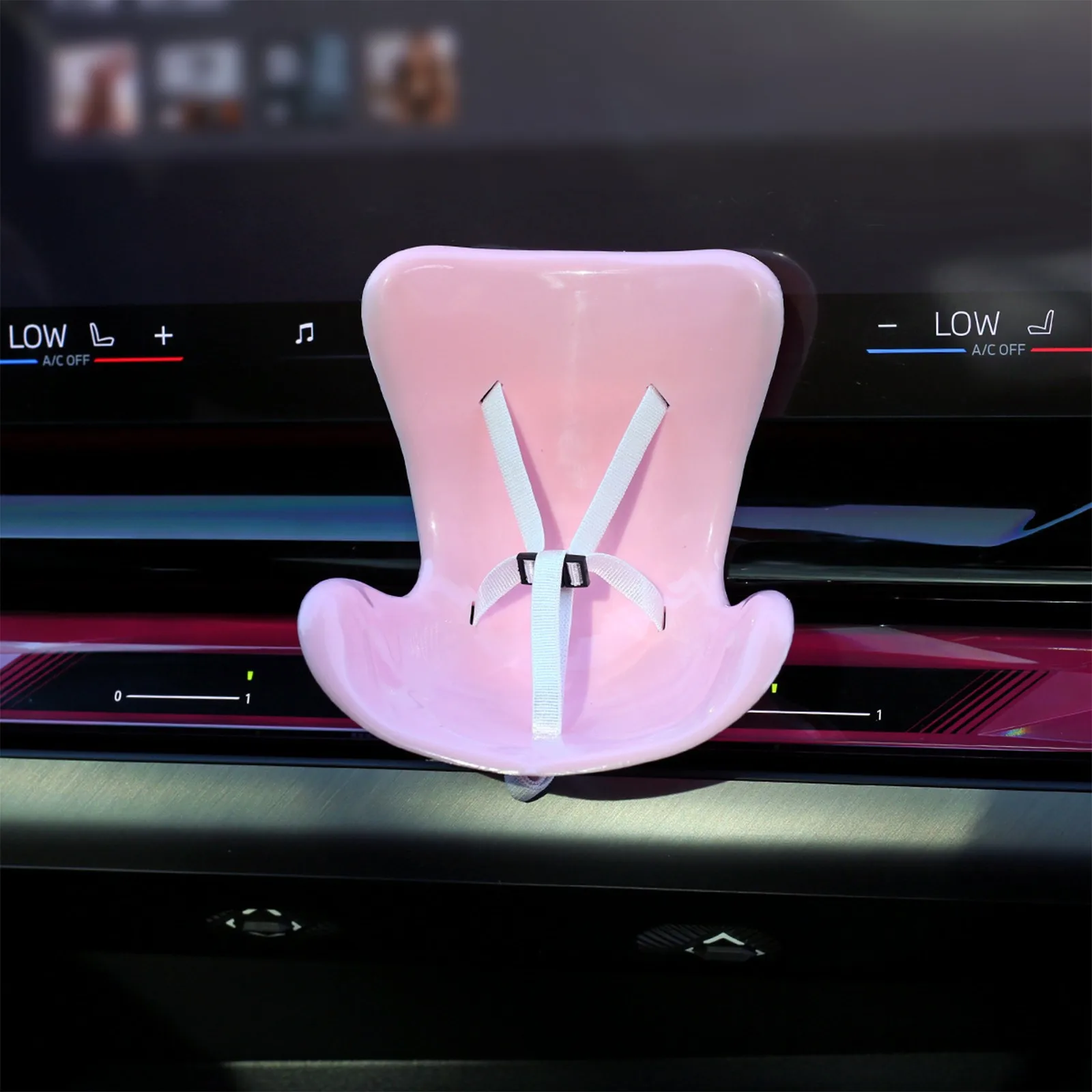 Автокресло для куклы с мягкой плюшевой подушкой, вентиляционным зажимом и настольной подставкой, милый и практичный автомобильный декор для любителей кукол и коллекционных кукол