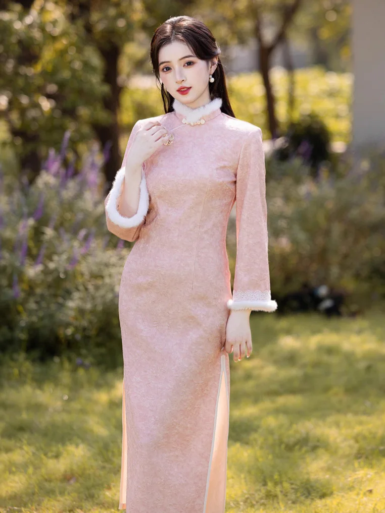 2025 الشتاء النمط الصيني الجديد الجاكار سميكة مقلوب كم الدانتيل طويل القرن كم تشيباو