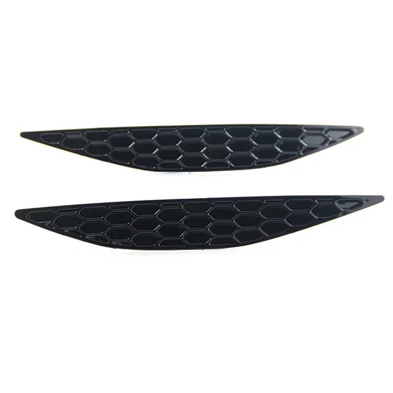 

Пара левых и правых светоотражающих полосок для Volkswagen Golf 7 GTI 2013-2016, глянцевый черный комплект вставок для отражателя заднего бампера, сотовый цвет