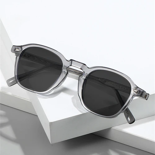 Imagen 2 del producto LOERHUNAR, gafas de sol para miopía con montura pequeña ovalada a la moda de alta calidad para hombres y mujeres, gafas de sol grises graduadas ópticas Anti UV400