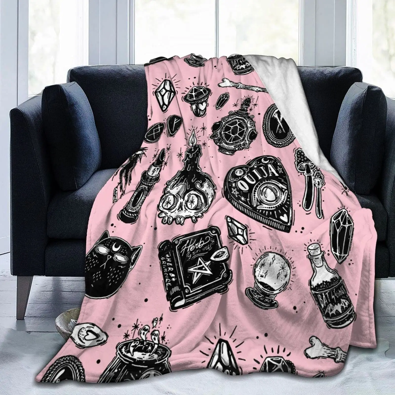 Halloween Witchy Witch Blanket Flannel Throw Blanket Lightweight Soft Cozy Sofa Bed Blanket for Men Women Teens Halloween Gifts