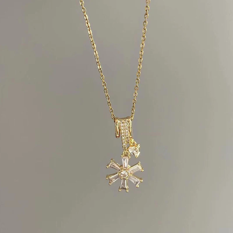 ANENJERY 316L Stainless Steel Sunflower Snowflake Pin Tree Necklace for Women Simple Clavicle chain Jewelry Gifts Wholesale