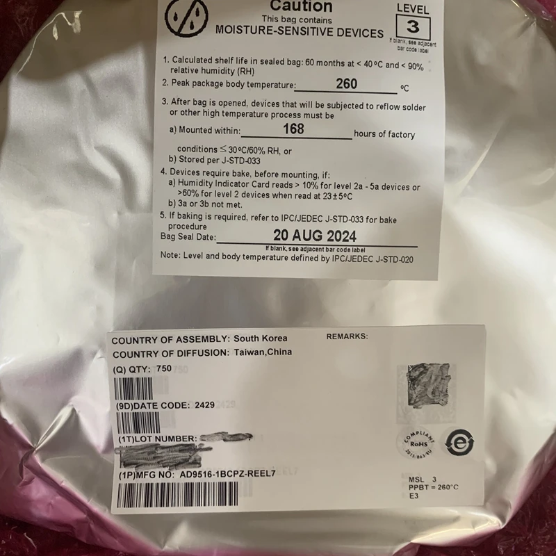 AD9516-1BCPZ LFCSP-64 14-output,sub-picosecond jitter high-performance clock generator with integrated 2.3–2.65 GHz on-chip VCO