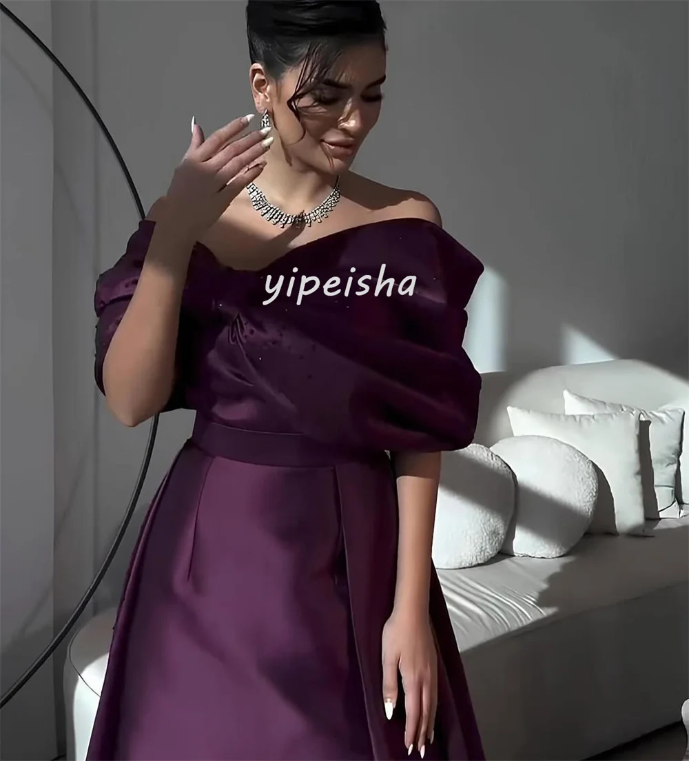 カスタマイズされた高品質の絶妙なシャルムーズプリーツ A ラインオフショルダーロングドレスオーダーメイドのオケージョンドレスマッチングエレガント