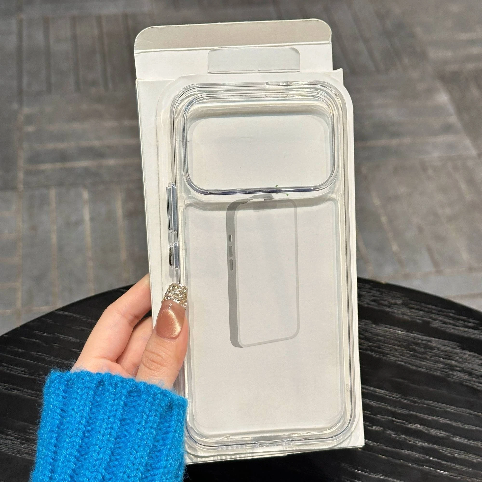 Matte Hard Pc Back Case - Xiaomi Poco F9 Ultra用、最新の透明ハードケース。落下防止機能付きで、Poco F9 Proの背面を保護し、防塵性にも優れたバンパー。