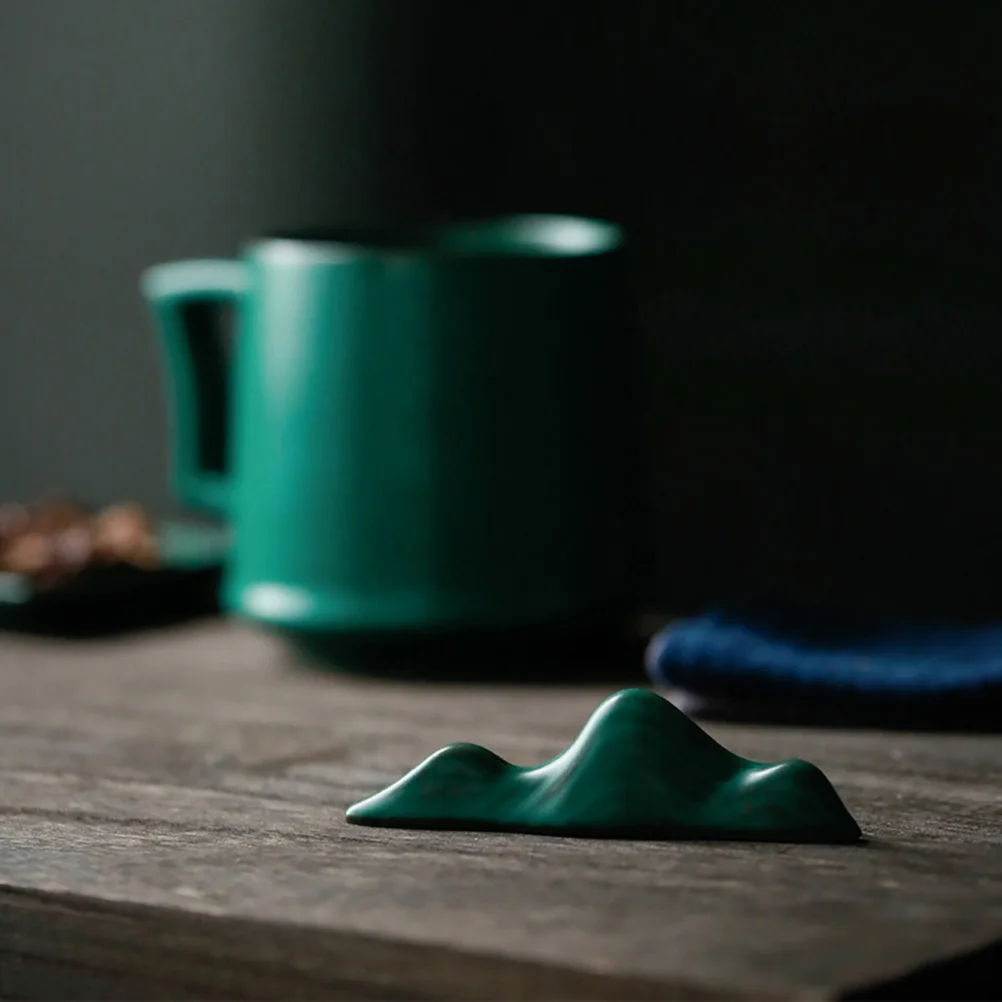 

1Pcs Premium Ceramic Brush Pen Holder Simple Elegant Calligraphy Brush Storage Stand for Art Study Room Decoration