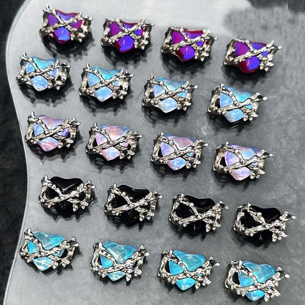 10pcs Bright Large Demon Heart Nail Art Charm 3D Punk Diamond Thorns Heart Inlaid X Alloy Nail Jewel Decorations Manicure Charm