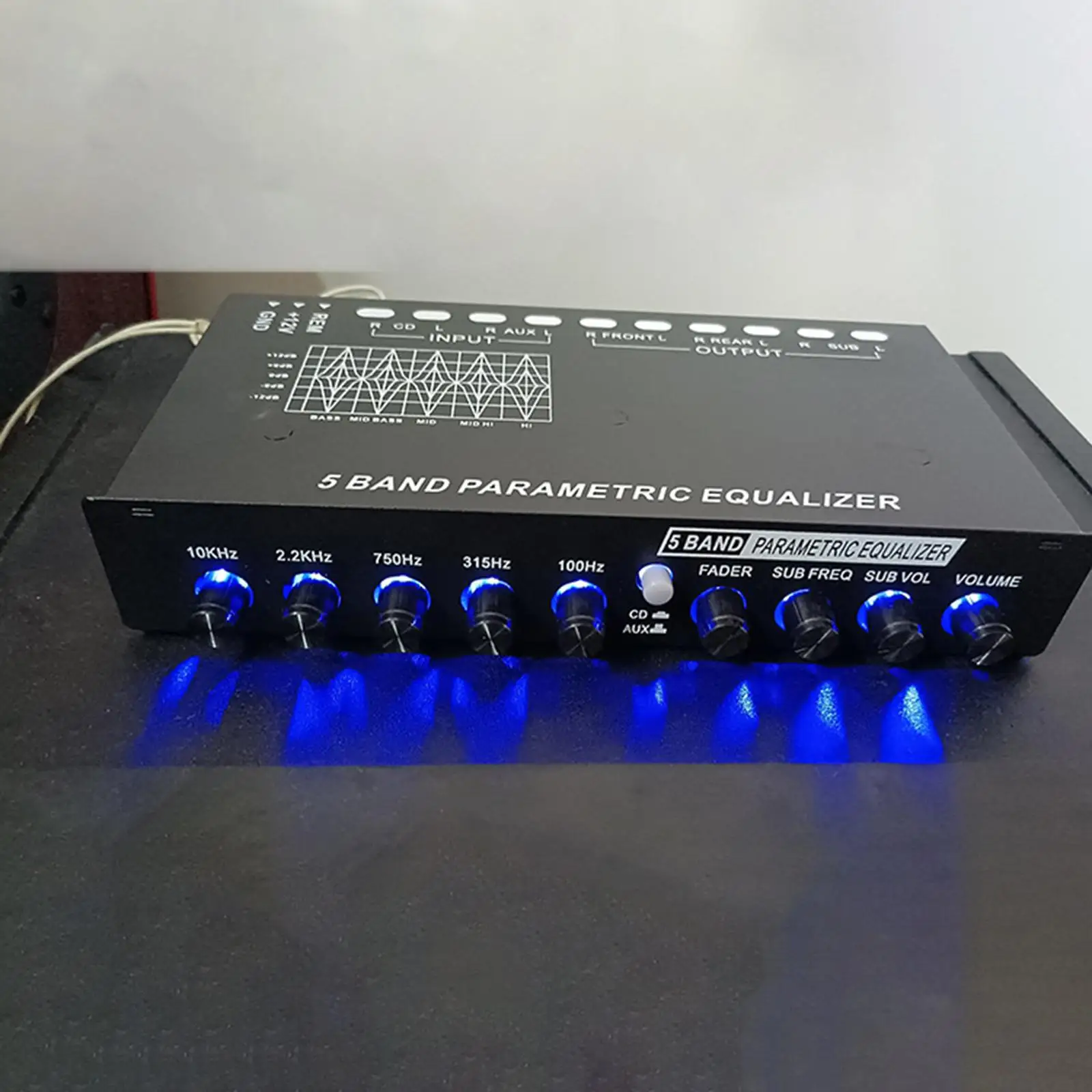 Stereo Tone Control Car Audio Equalizer Adjustable 5 Bands with Subwoofer Output for Automotive Music Enhancement