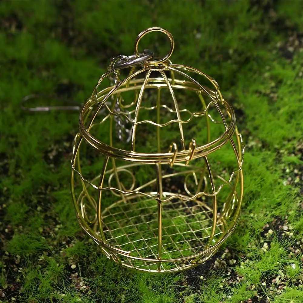 

Hanging Ball Shape Bite Resistance Bird Food Holder Parrot Millet Container Parrot Feeding Box Parrot Vegetable Basket