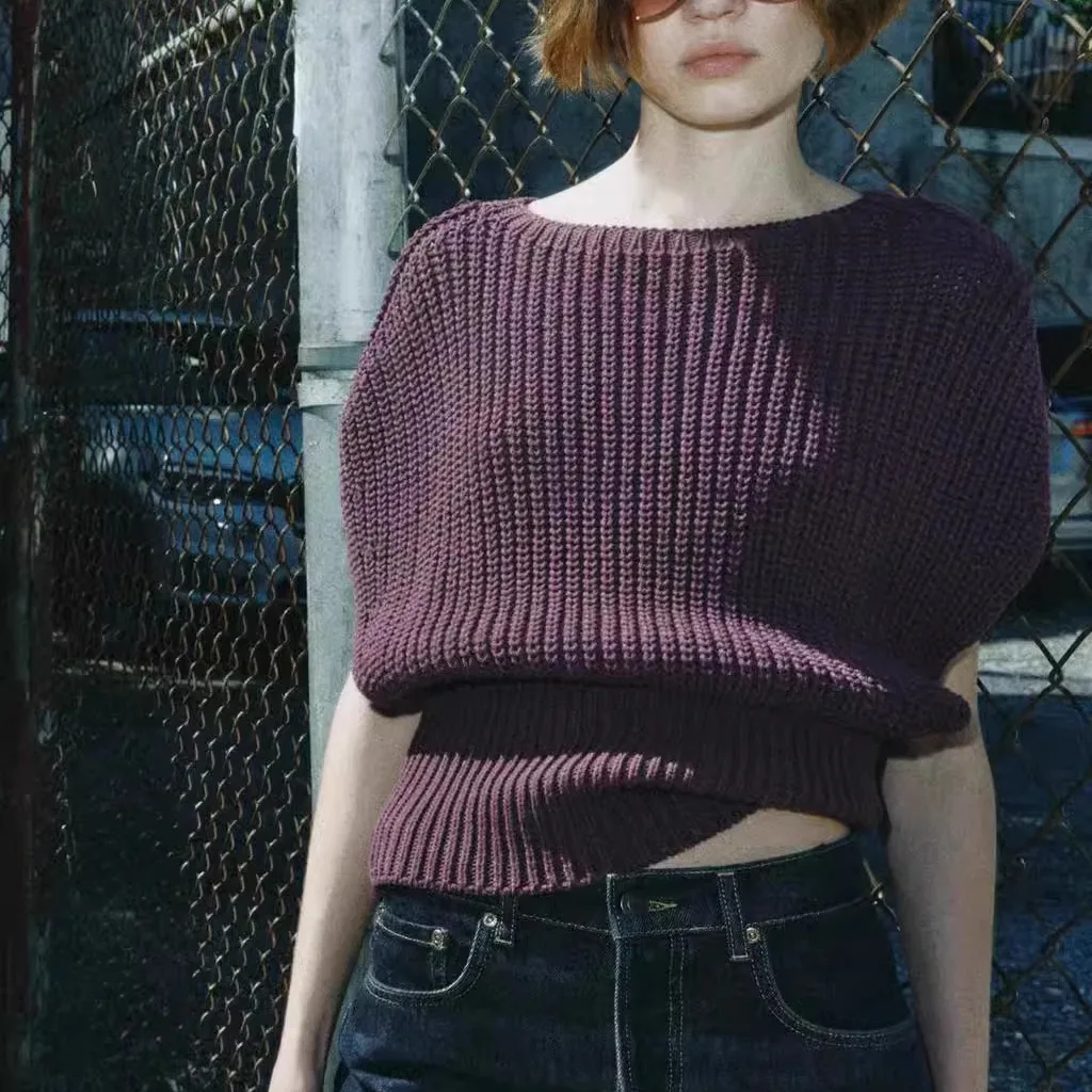

Women's Autumn New Knitted Sweater Coarse Needle Wide round Ne Svel Casual Comfortable Waist-Cinching ort Top