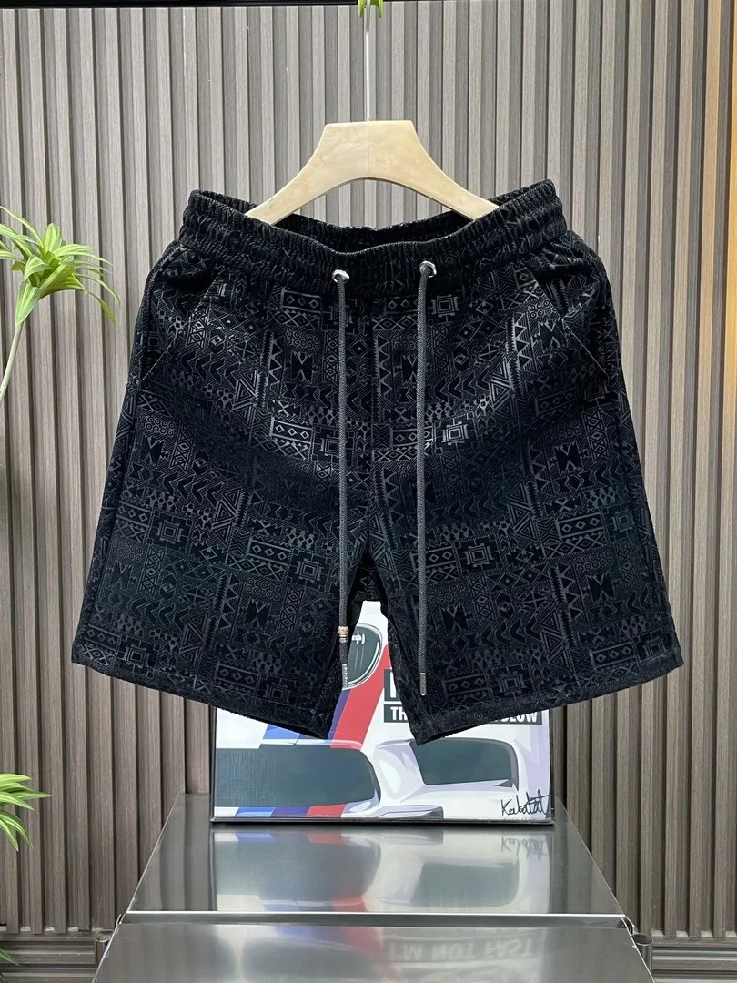 

Elegant Wear-Resistant Men's Shorts Summer Style Loose Comfortable Elastic Fashionable 5-Point Pants Polyester Fiber