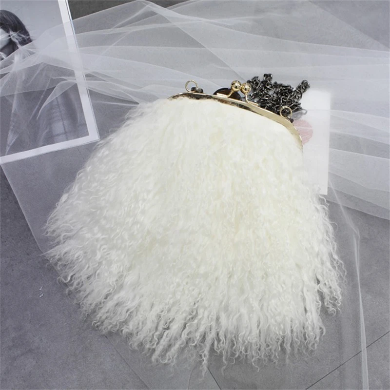 Ladies Fashion Fur Bag Luxury Rolled Wool Shoulder Bag Metal Chain Embellished Large Capacity Fur Crossbody Bag