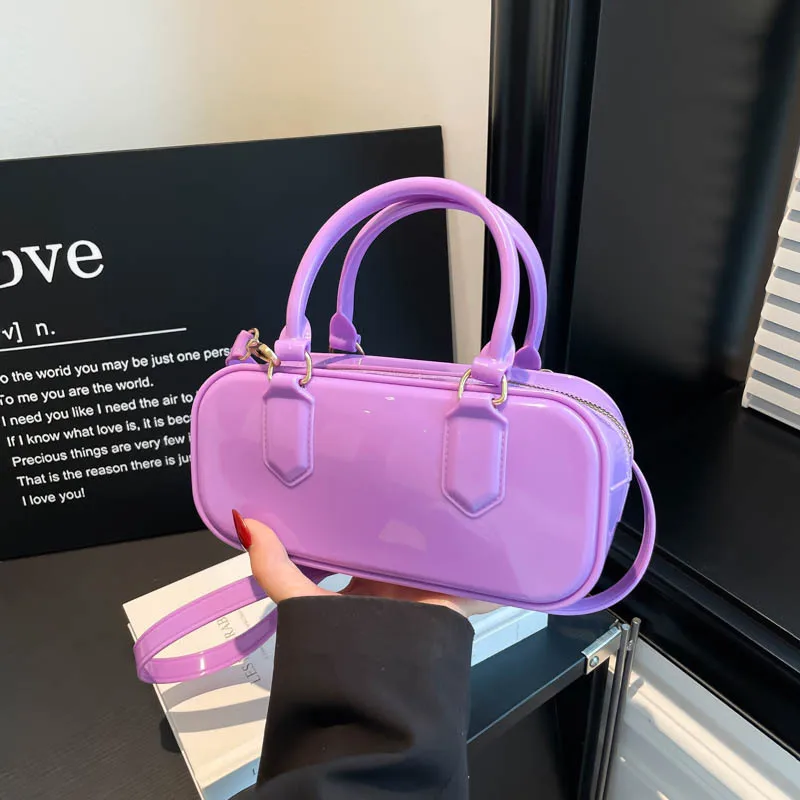 

2025 new autumn and winter shoulder cross-body bag niche design small square bag for casual women luxury design