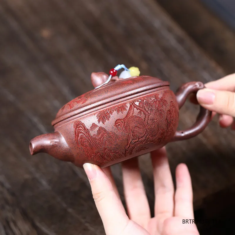 

190ml Chinese Yixing Purple Clay Teapot Handmade Monkey Pattern Tea Pot Beauty Tea Infuser Kettle Household Zisha Tea Set