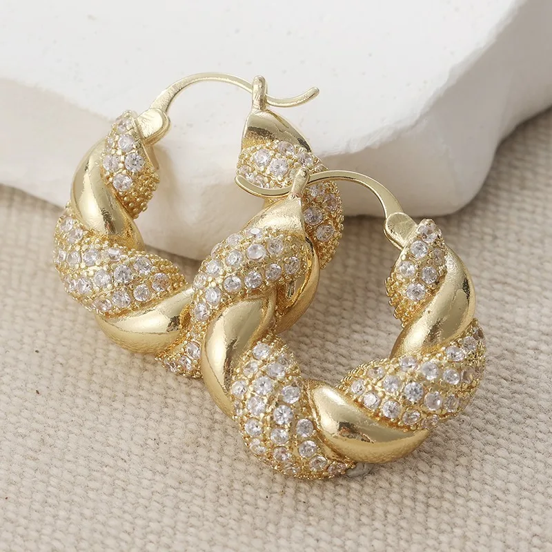 Exquisite Geometrische Goldfarbene Damen-Ohrringe Klassische Modische Eingelegte Kubische Zirkonia Creolen für Frauen – Detail 1