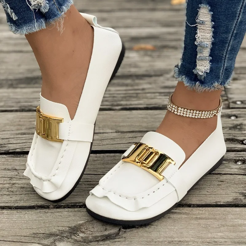 2024 Kobiety Retro Designerskie Płaskie Miękkie Skórzane Letnie Proste Damskie Loafersy Square Toe Lady Outside Sneakers Plus Size 43