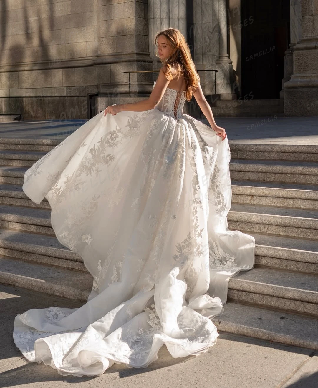 Elegante Applikationen Brautkleider A-Linie Damen Sexy Brautkleider Ärmellos Spitze Sweep Zug 2026 Vestidos De Novia Maßgeschneidert