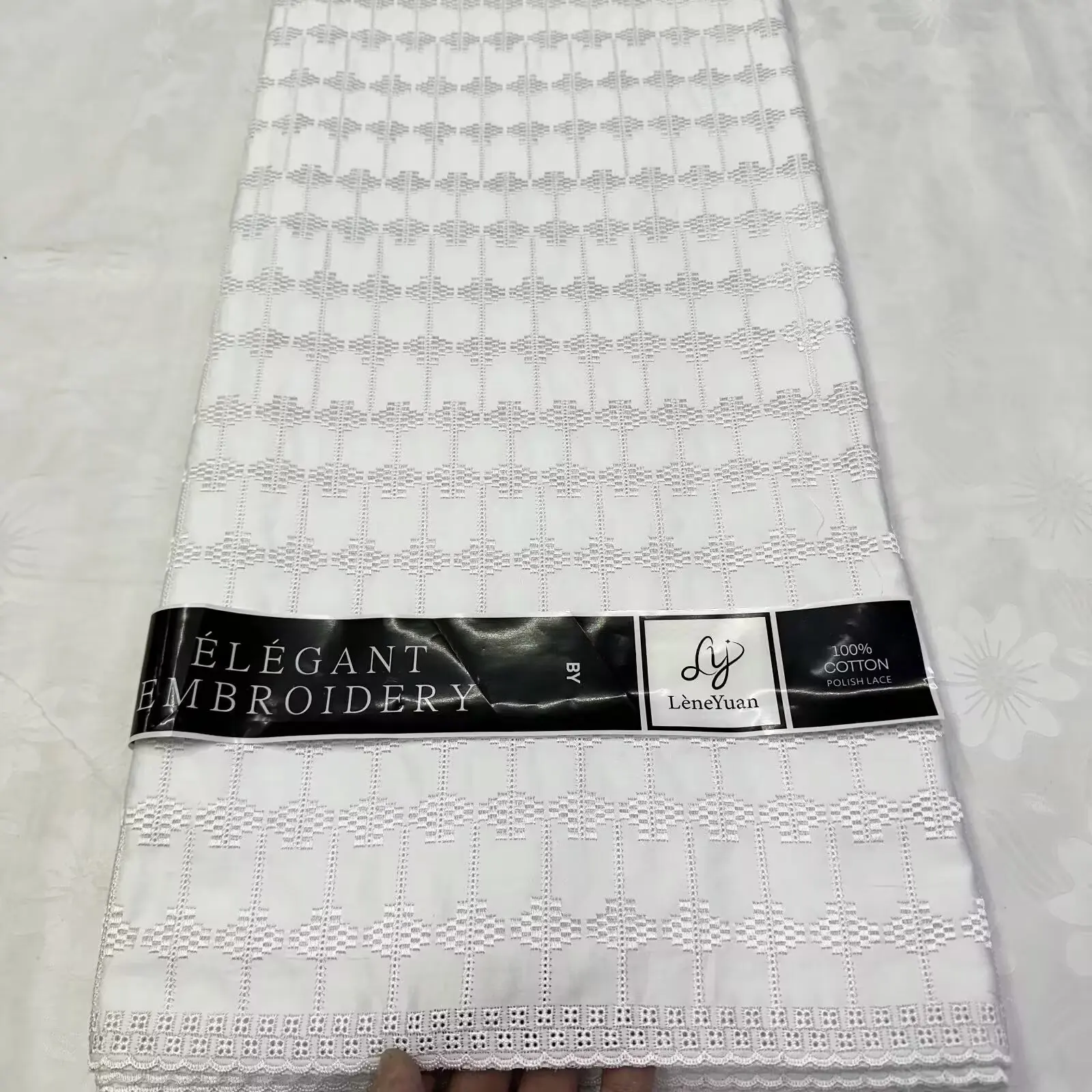 

2025 Luxury Lace Austria 100% Cotton African Polish Fabric Swiss Lace Cotton Embroidery Lace Fabric For Men's Clothing Material