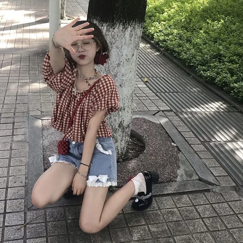 Jeansowe spodenki z kokardką Kawaii damskie japońskie koronkowe patchworkowe luźne szorty dżinsowe lato Y2K Harajuku szerokie nogawki krótkie