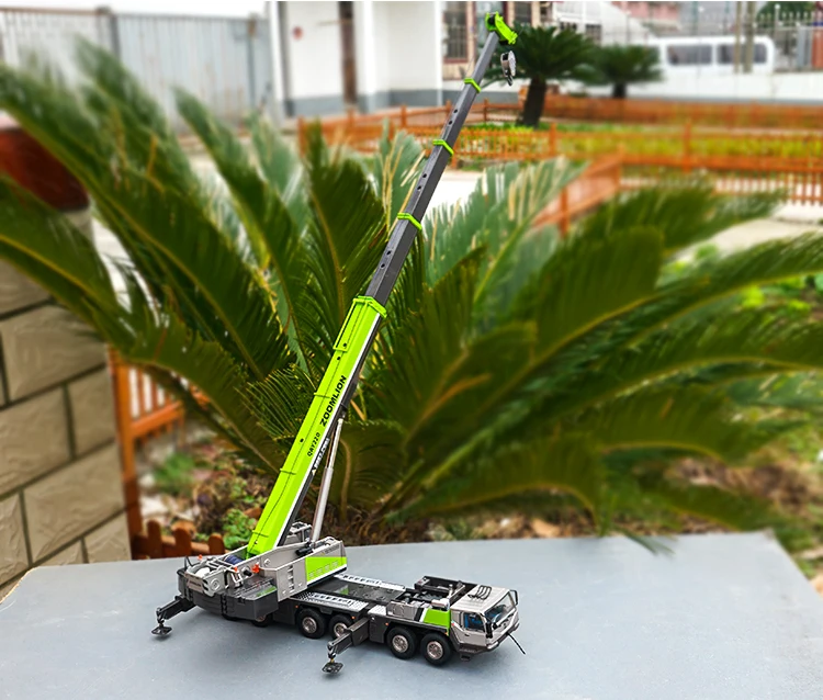 Diecasst Model Gift 1:50 Scale ZOOMLION QAY220 Off Road Crane Truck Assembly Instruction Engineering Machinery Alloy Model